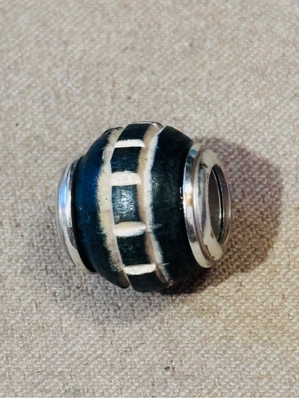 🆕Listing! Brighton African brown wood bead with slashed band of squares Retired
